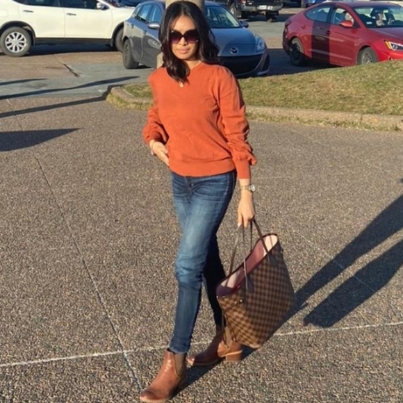 D&G Sunglasses - Picture 5 of 5